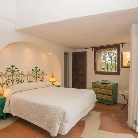 בית נופש Roccia Di Volpe By Interhome