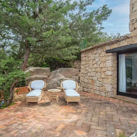 Vakantiehuis Roccia Di Volpe By Interhome