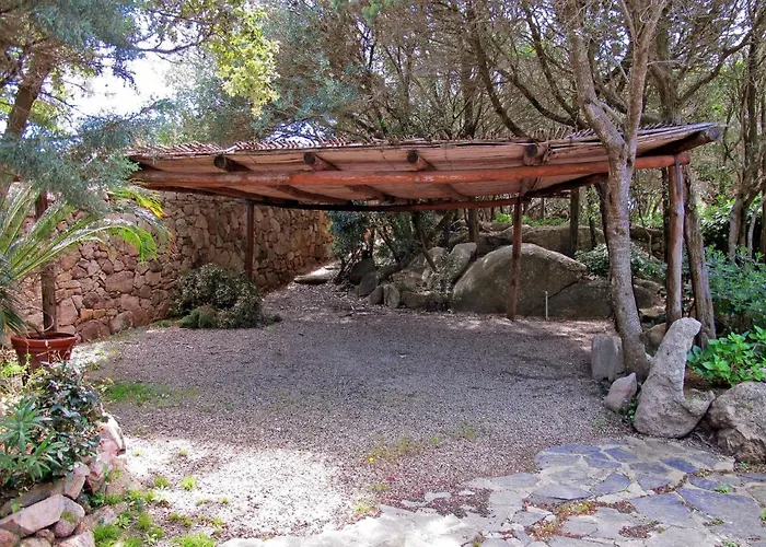 度假居 Roccia Di Volpe By Interhome 切尔沃港