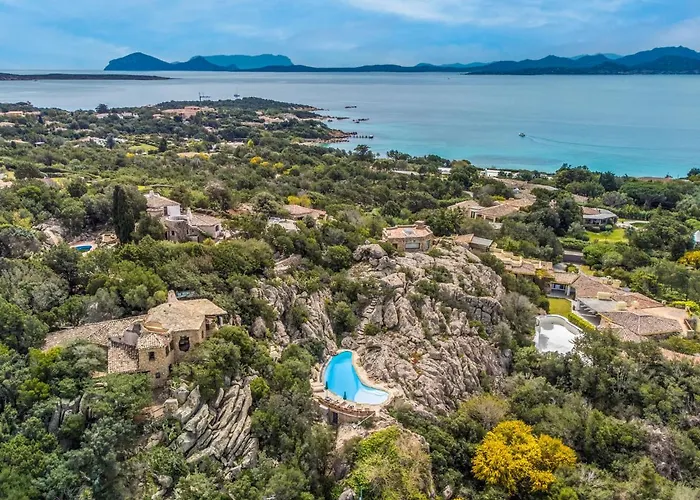 度假居 Roccia Di Volpe By Interhome 切尔沃港